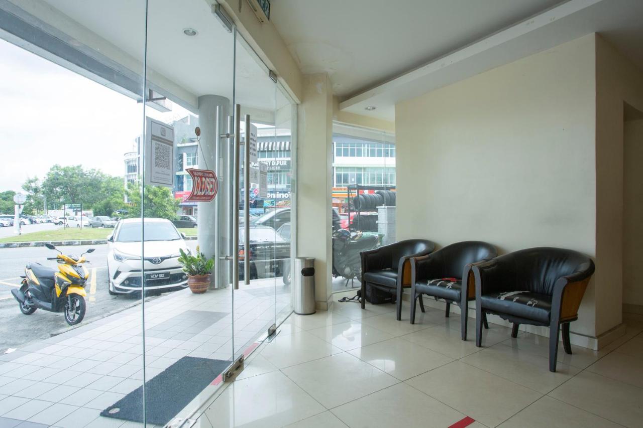 Oyo 89966 Green World Hotel @ Seri Putra Kajang Eksteriør bilde