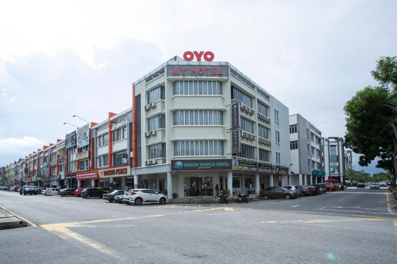 Oyo 89966 Green World Hotel @ Seri Putra Kajang Eksteriør bilde