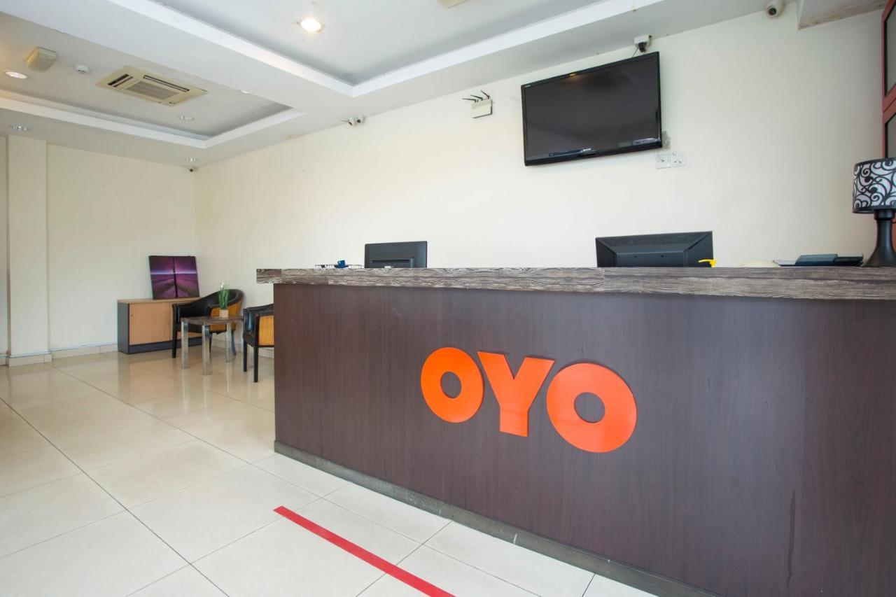 Oyo 89966 Green World Hotel @ Seri Putra Kajang Eksteriør bilde