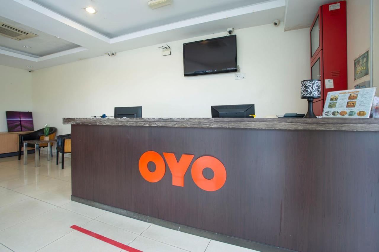 Oyo 89966 Green World Hotel @ Seri Putra Kajang Eksteriør bilde
