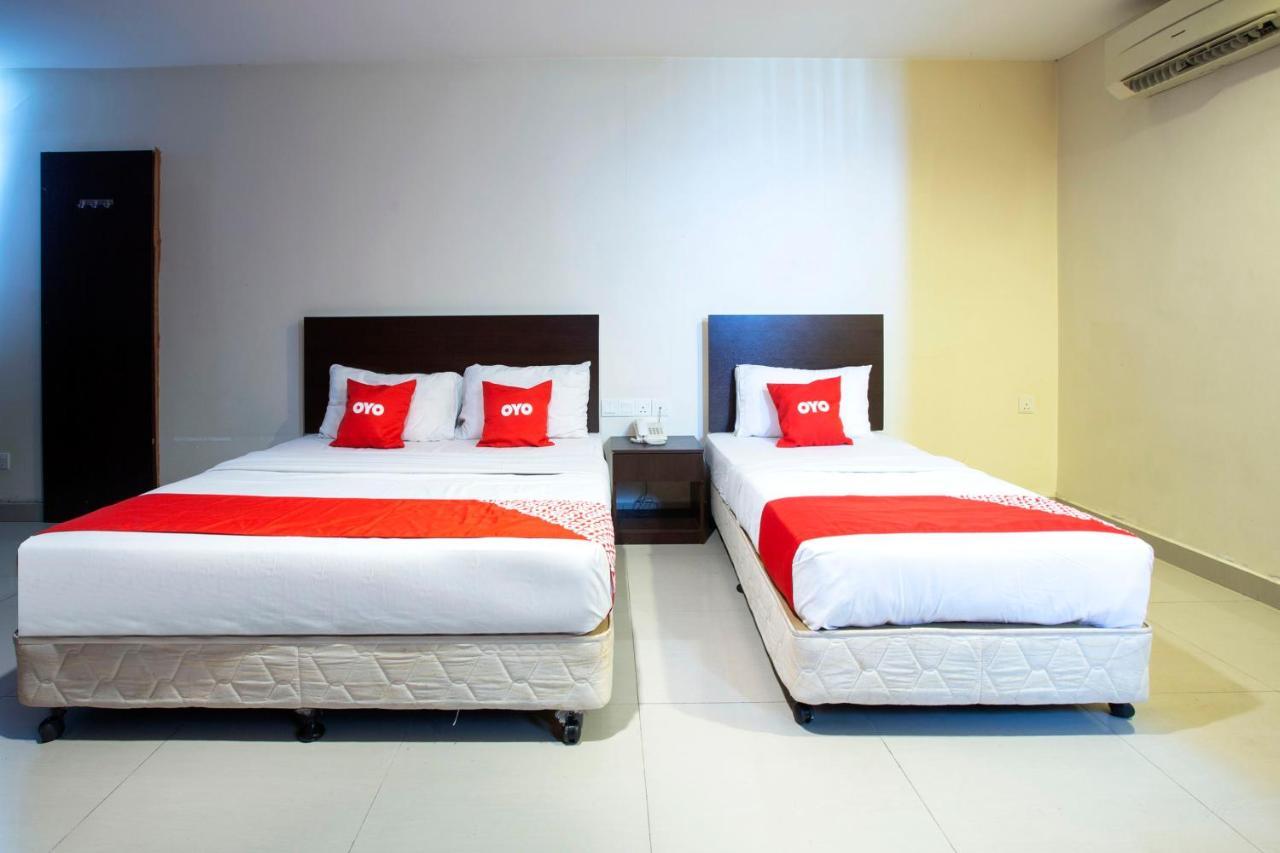 Oyo 89966 Green World Hotel @ Seri Putra Kajang Eksteriør bilde